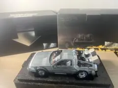 デロリアン 1/18 アルティメットエディション バック