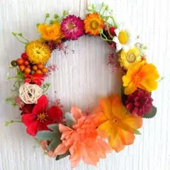 コスモスとダリアのリース　造花とドライフラワーのリース　ウェルカムリース