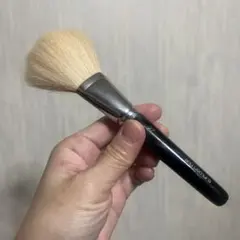 Shu Uemura ファンデーションブラシ 27のサムネイル