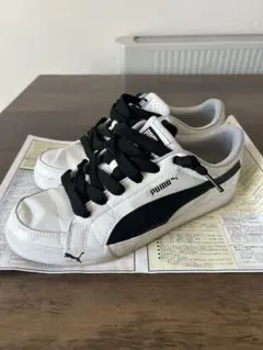 Puma ホワイト/ブラック スニーカー