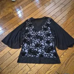 伊太利屋　黒 花柄レース 七分袖トップス　7号のサムネイル