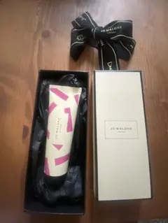 イングリッシュ ペアー ＆ スイート ピー ハンド クリーム 限定デザイン