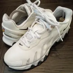 着用3回☆ナイキ AIR MAX DN8 SAIL スニーカー 23cm 白 着用3回☆ナイキ AIR MAX DN8 SAIL スニーカー 23cm 白 - メルカリ
