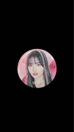 TWICE モモ 缶バッジ