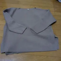 ベージュ Mサイズ トップス