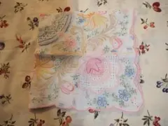新品♪香港購入♪スワトウ刺繍ハンカチ(38×38㎝位)