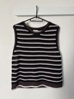 透かし編みボーダーベスト　GU