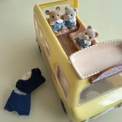 シルバニアファミリー 幼稚園バス＋運転手さんの制服付き