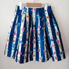 フレアスカート ネイビーストライプ 小鳥　花柄