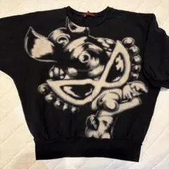 黒トレーナーのサムネイル