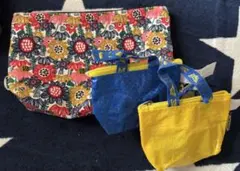 IKEA ポーチ 3点セット 花柄 ミニバッグ　♡のサムネイル