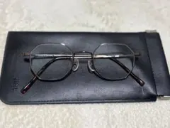 Item thumbnail for item 853fcced-e97f-41d8-b096-77267c44dd5f