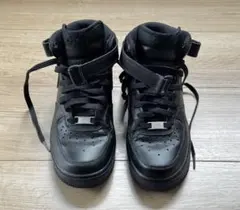 ブラックエアフォース1ハイカットスニーカー