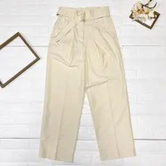 item URBAN RESEARCH オフホワイト テーパードパンツ サイズF