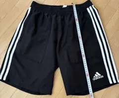 adidas セットアップ　メンズLパンツ➕メンズL Tシャツセット黒　美品