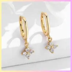 フラワー フープピアス ゴールド クローバー 四つ葉 ノベルティ CZ ダイヤ