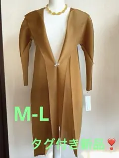 おしゃれなプリーツロングジャケット　　タグ付き新品❣️