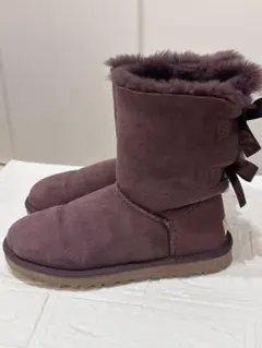 UGG パープル リボン付き ムートンブーツ