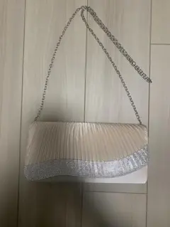 ベージュ スパンコール クラッチバッグ