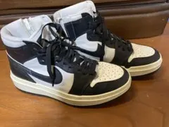 美品ナイキエアジョーダン1 ハイ Nike スニーカー ブラックホワイト27
