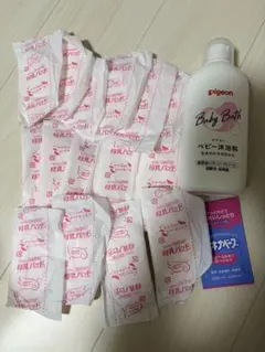 Pigeon ベビー沐浴料 母乳パッド セットのサムネイル