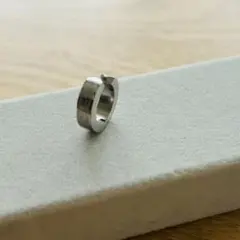 イヤリング　イヤーカフ　シルバー　太め