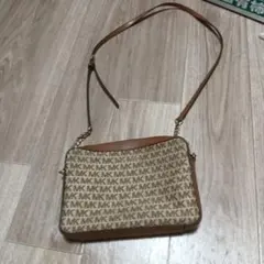 Michael Kors MKロゴショルダーバッグ