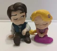 ディズニー　肩ズンFig 塔の上のラプンツェル　ラプンツェル＆　フリン・ライダー