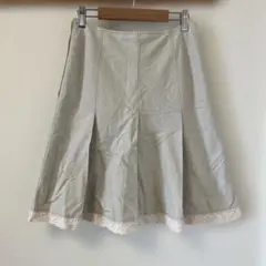 L'EST ROSE グレー フレアスカート 裾は紐レース ひざ丈