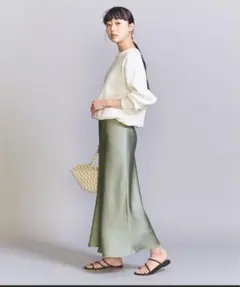 お値下げタグ付　BEAUTY&YOUTH ポリエステルマーメイドフレアスカートM