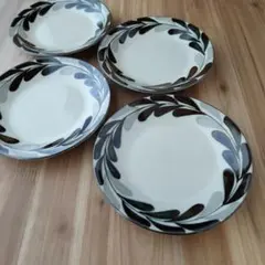 リーフ皿・４枚　美濃焼〈新品・未使用〉のサムネイル