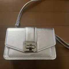 AZUL BY MOUSSY 財布ウォレットショルダーバッグ　新品未使用シルバー