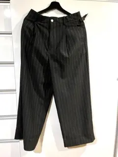 GU beautiful people タックワイドパンツ(ストライプ) M