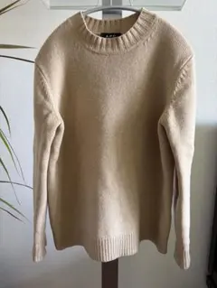 A.P.C. ベージュ 長袖セーター Lサイズのサムネイル