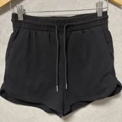 エイチアンドエム ショートパンツ ドルフィン裾 無地 S 黒 部屋着スポーツ