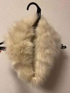 ファースヌード