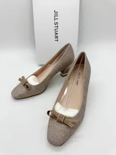 新品 ジルスチュアート リボン スクエアトゥ パンプス ゴールド 22.5cm
