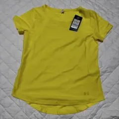 UNDER ARMOR Tシャツ