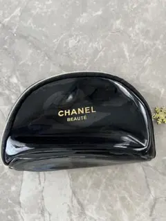 CHANELノベルティ　ポーチ