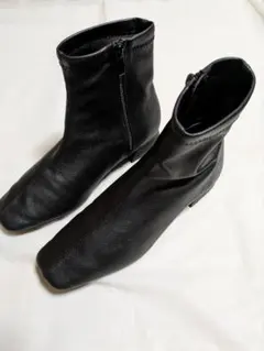 Sesto 黒レザージッパーブーツMサイズEEE(23.0cm)