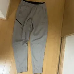 Nike DRI-FIT グレー ジョガーパンツ M