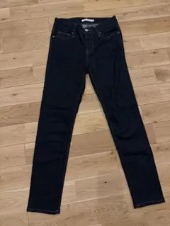 【美品】Levi's スキニーパンツ デニム