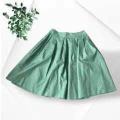 美品 エムズセレクト タックフレアスカート ミントグリーン XS ひざ丈 日本製のサムネイル