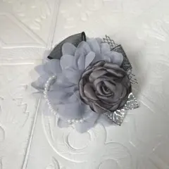 386 ハンドメイド コサージュ パール ビーズ　卒業式　入学式　セレモニー