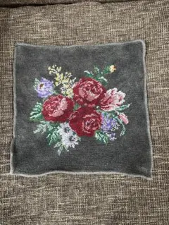 FEILER風　シュニール織　花柄刺繍　グレー