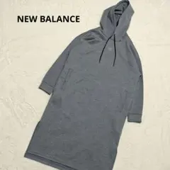 未使用級✨ニューバランス　ロゴ入り　フーデッドロングワンピース　グレー　Sサイズ
