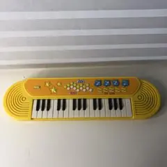 音の出る鍵盤　おもちゃのサムネイル