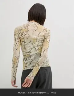 【美品】UNITED TOKYO ユナイテッドトウキョウ シアートップスのサムネイル
