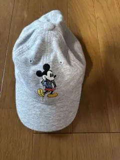 新品★GAP Disney ミッキーマウス キャップ グレー48-50子ども帽子のサムネイル