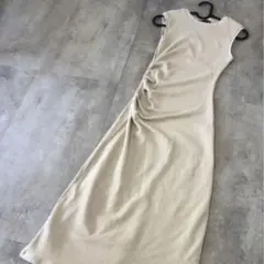 ZARA ベージュ　ロングワンピース